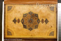 Diář Paperblanks 2026 Safavid Indigo midi vertikální DE0772-3