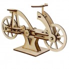 - Dřevěný model Da Vinciho bicyklu