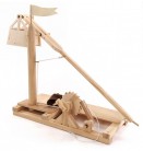 - Dřevěný model Da Vinciho Trebuchetu